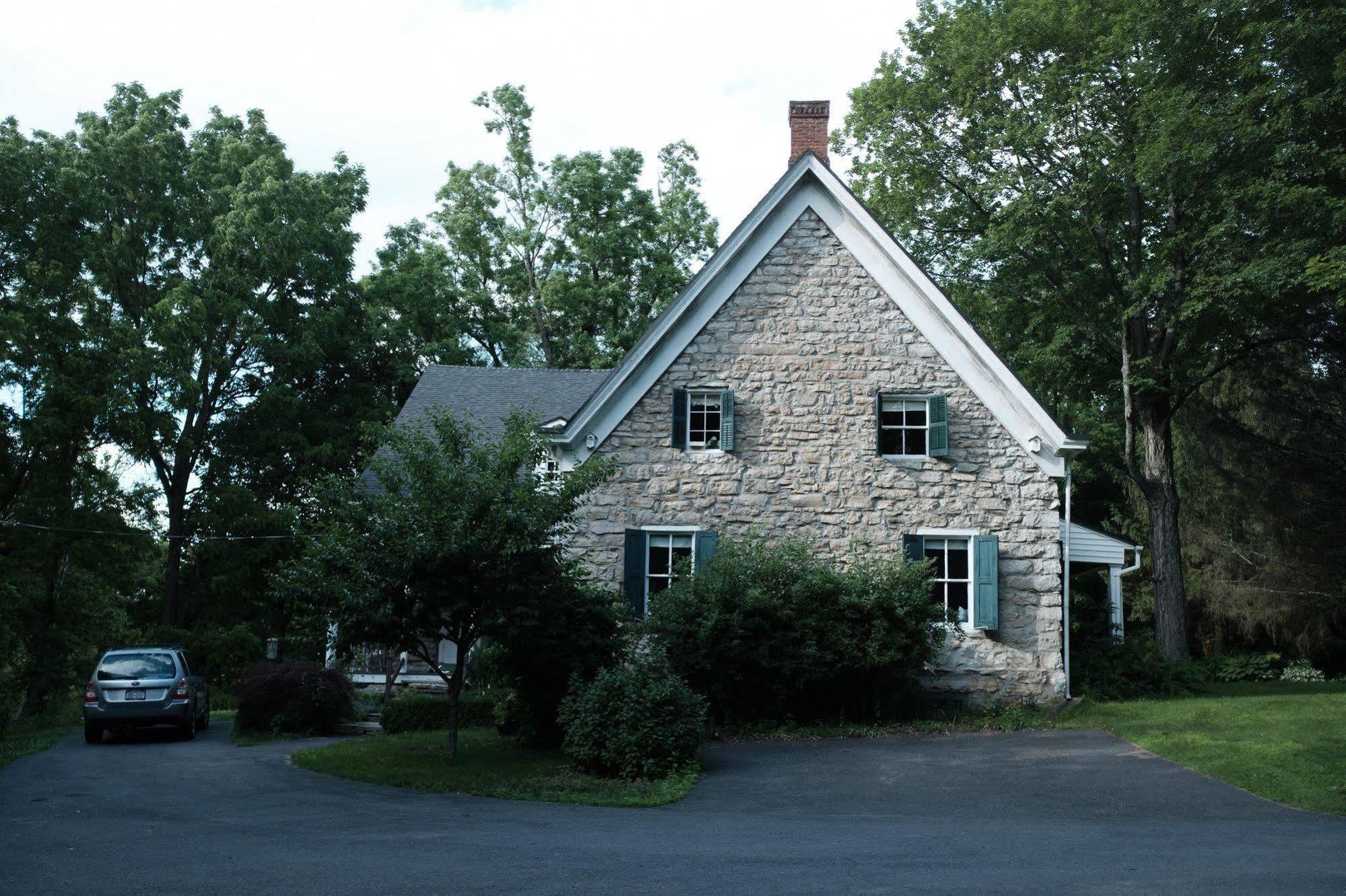 The Stone House Bed And Breakfast ハーレー エクステリア 写真
